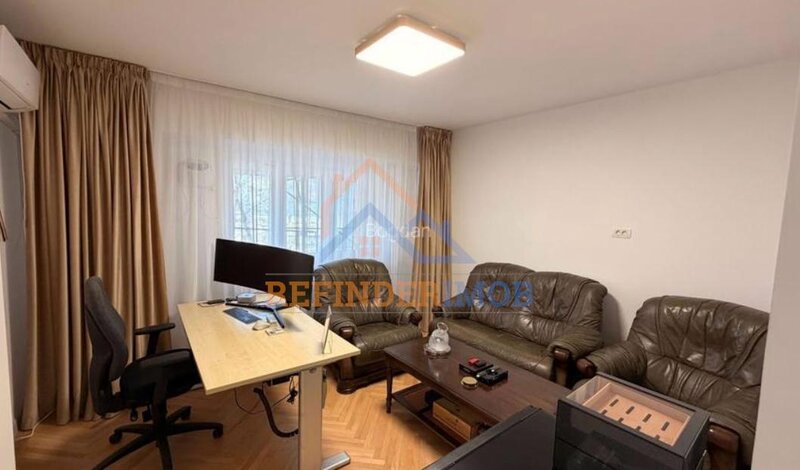 Calea Calarasilor - Matei Basarab Apartament de vanzare cu 3 camere,