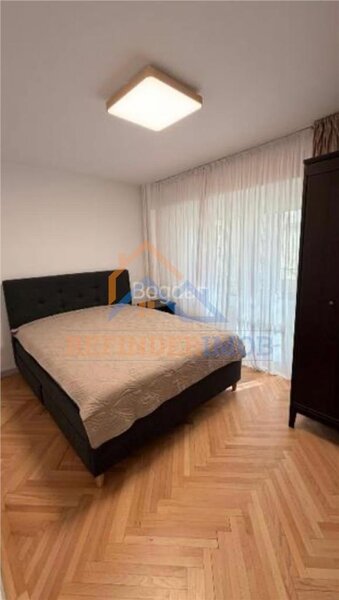 Calea Calarasilor - Matei Basarab Apartament de vanzare cu 3 camere,